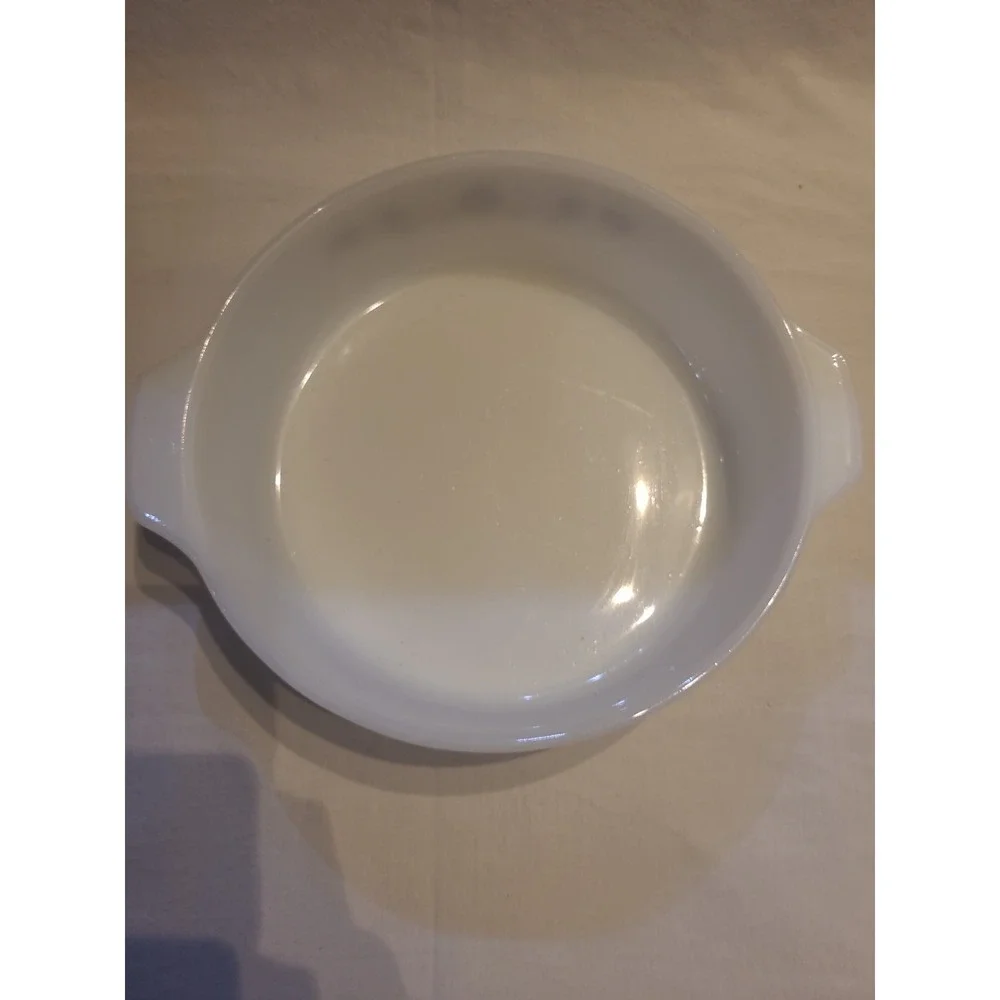Dynaware Pyr O Rey 8 ½ Inch Milk Glass Casserole Dish With Floral Pattern No Lid